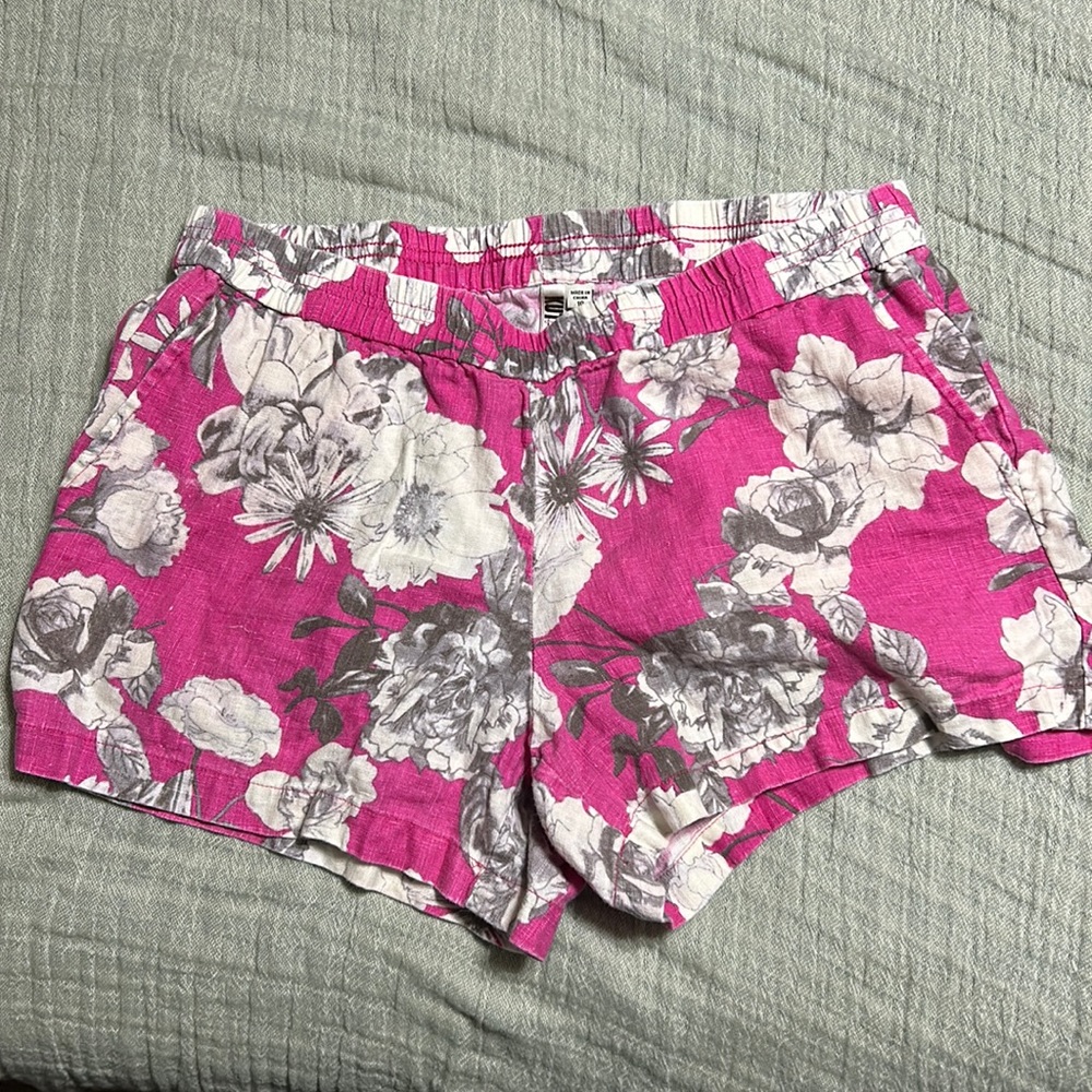 Kut from the Kloth Linen Shorts size 10